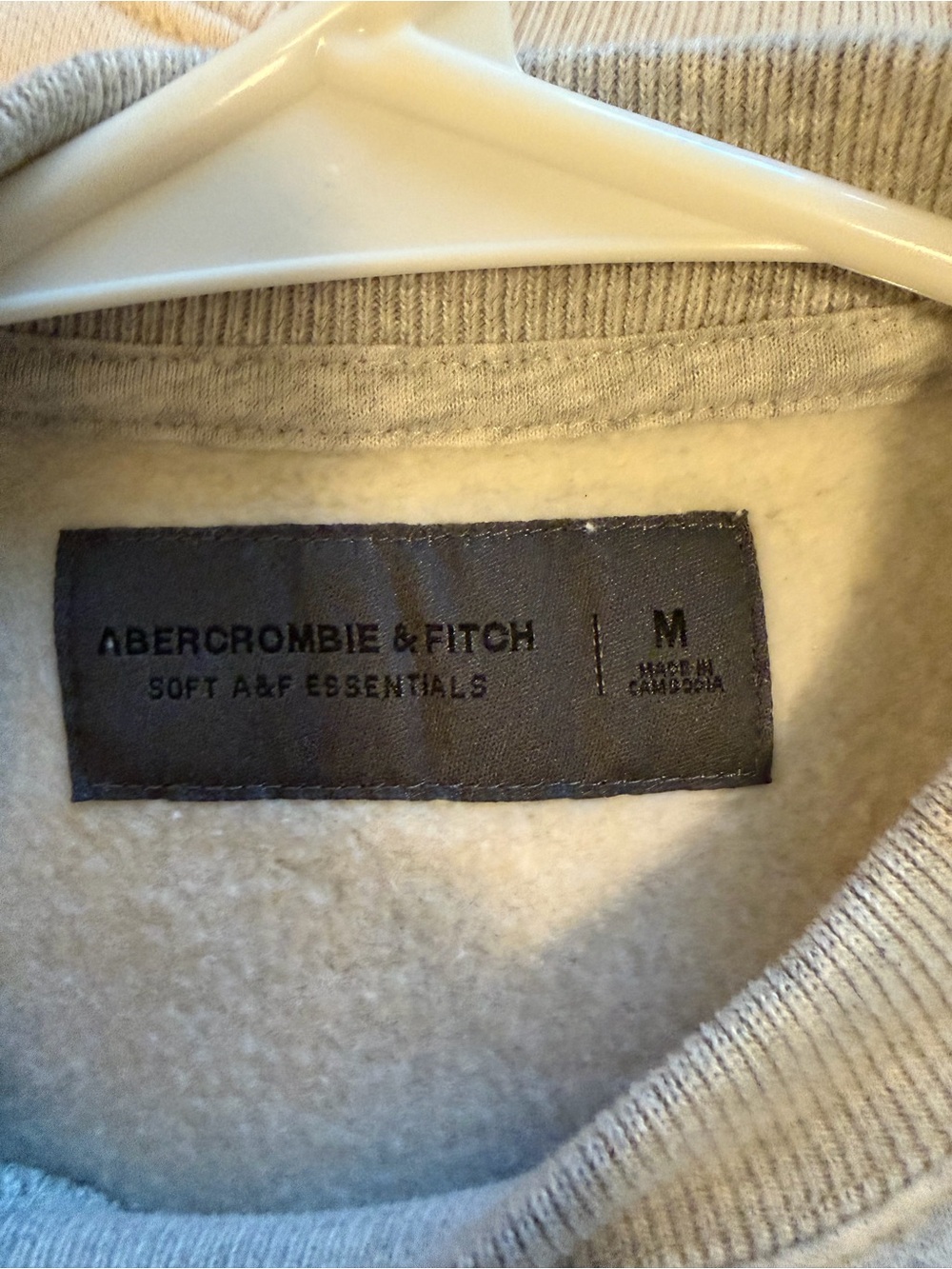 Abercrombie Ski Crewneck - Picture 4 of 4